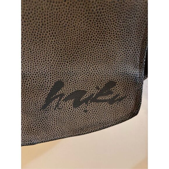 Haiku Leather Messenger Bag - Picture 3 of 7